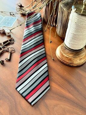 Stafford Striped Silk Tie in Red & Black Like New